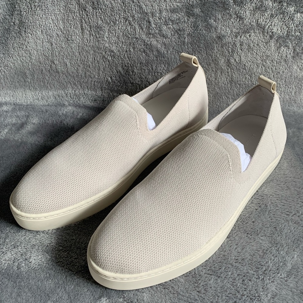 Fly Knit Slip on Sneaker — Banana Republic sz 8.5